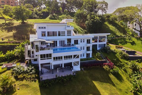 Contemporary Ocean View Estate with Infinity Pool!