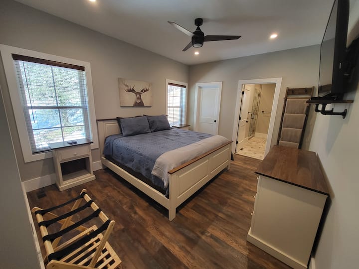 غرفة النوم الأساسية