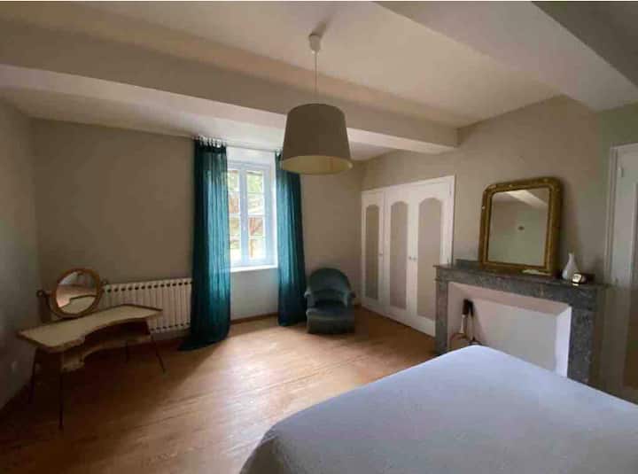 5号房间-楼层- Soleiado客房- 1张双人床160 * 200双人床160 * 200