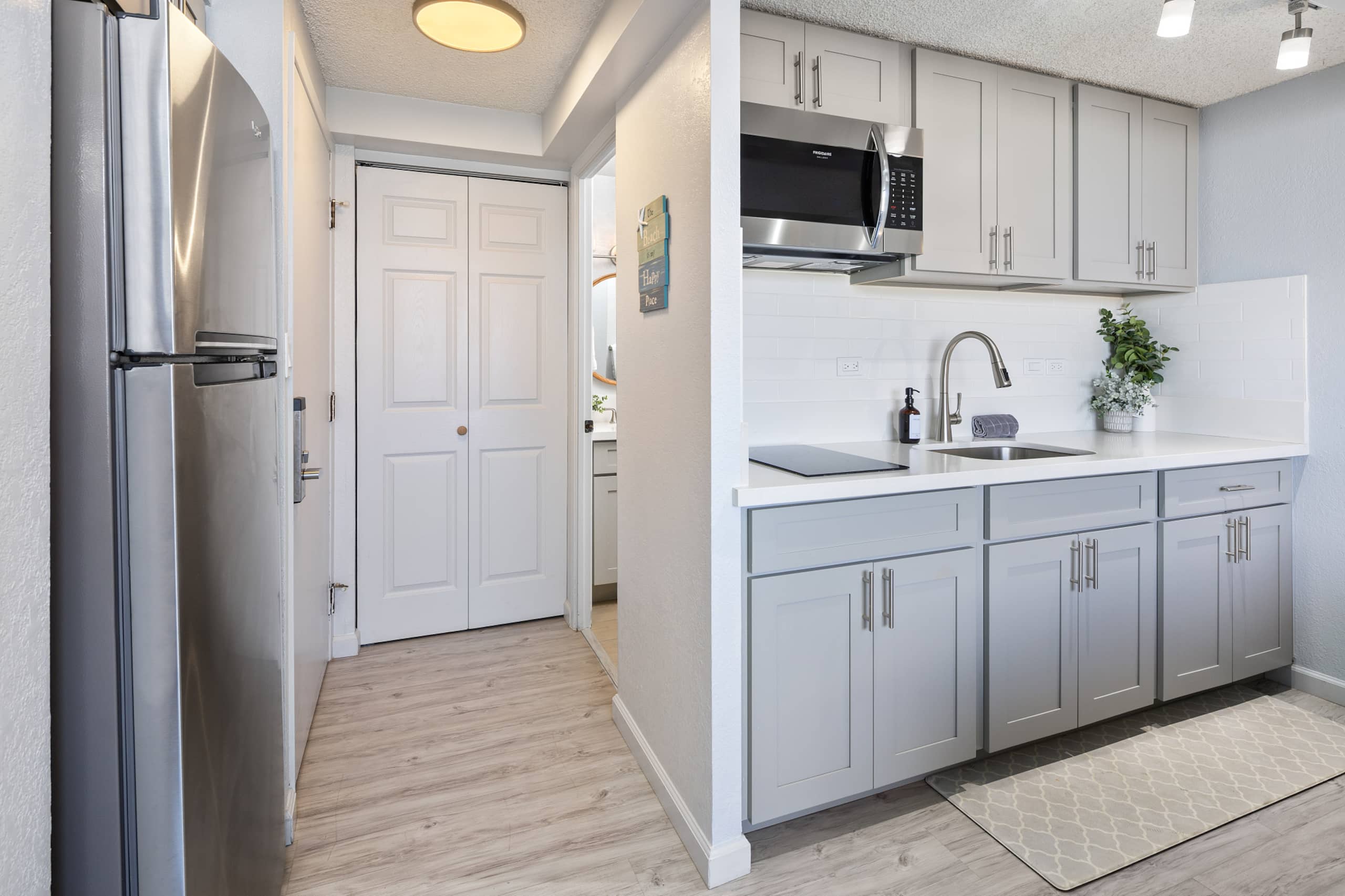 Condo in Honolulu · ★4.73 · 1 bedroom · 1 bed · 1 private bath - Image 3