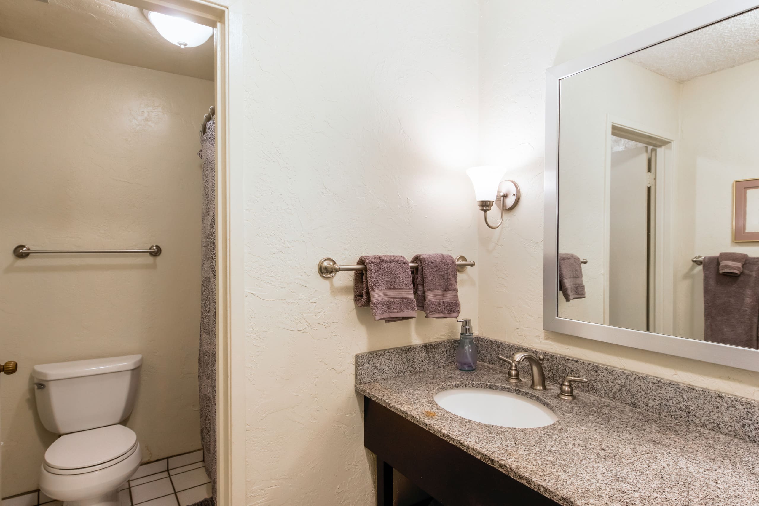 Lovely 1 bedroom with kitchen, free wifi & parking - Photo 6