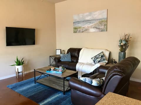 Cozy cottage on B close to Fort Sill
