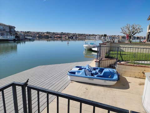 Serene lakefront property with 5 bedrooms, 3 baths