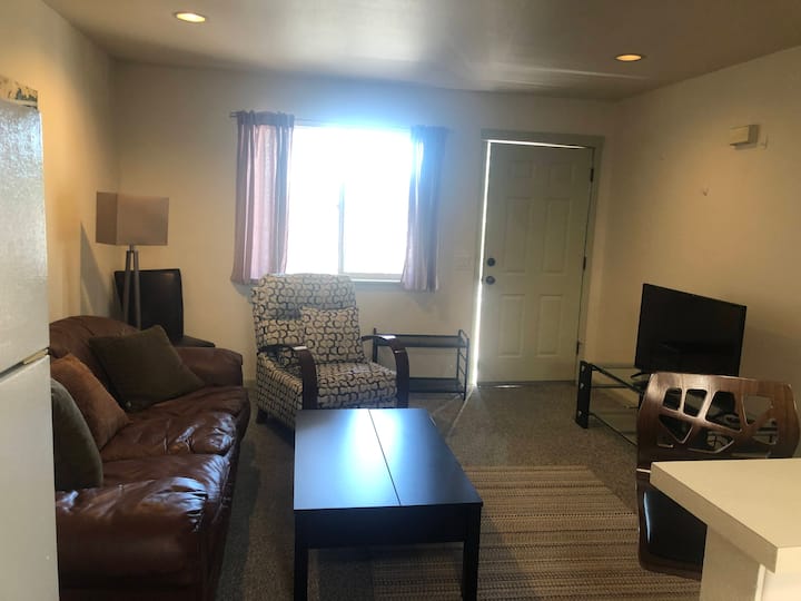 Quiet West Side Furnished Condo - Bend, OR