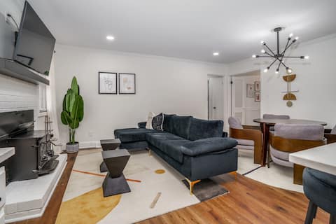 Ultimate Luxury 3 Bedroom In The Heart Of City