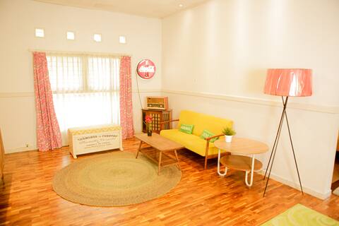 Best Villa Cozy 4BR, Lembang Center Cattleya House