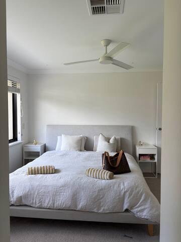 Westerly House – A Luxe Mullaloo Beach Retreat gallery image 5