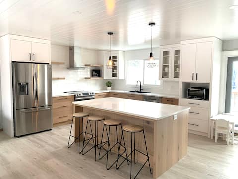 Bright Newly Renovated Home