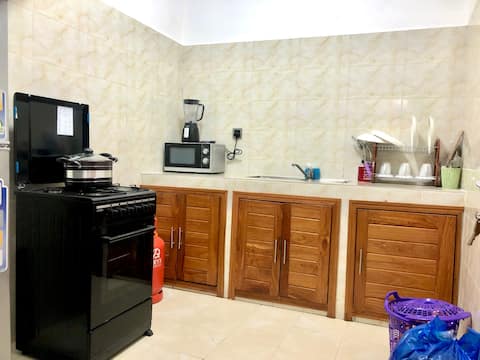 Wonderful seaside apartment in FIDJROSSE