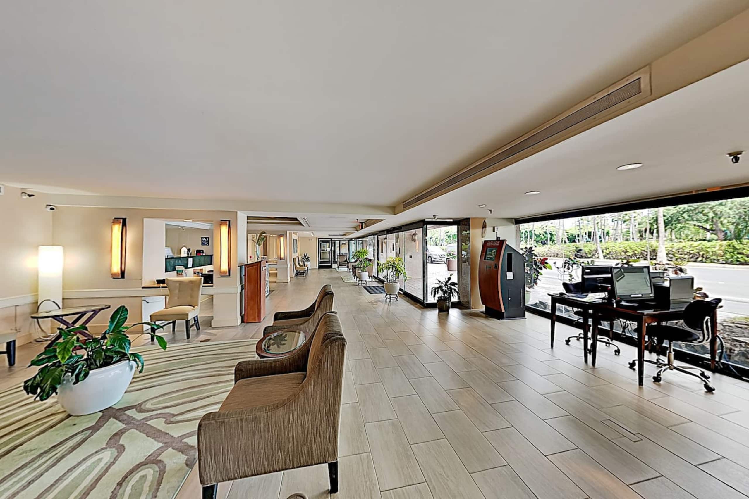 Great Location🏖Free Parking 🚗Aqua palms hotel - Image 18