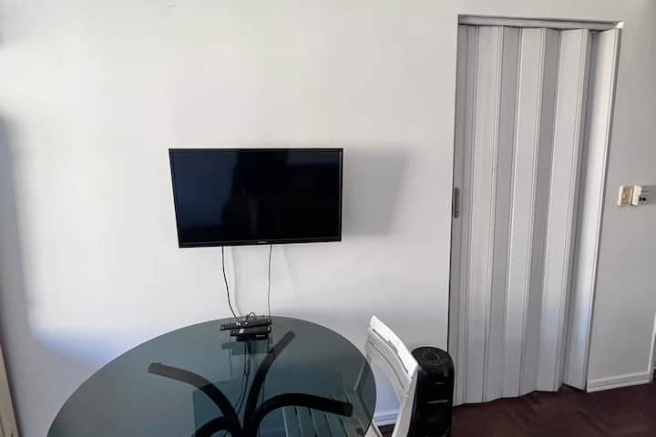 Departamento de 2 ambientes con 1 dormitorio en Floresta