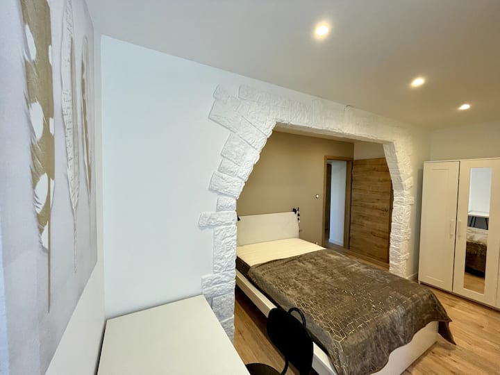 taupe room