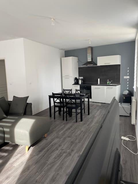 Apartment downtown Argentan with 2 bedrooms