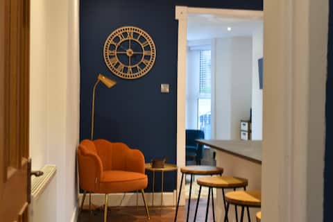 Top Airbnb: The Cheltenham, stylish 1-bed Victorian apartment in Killinghall