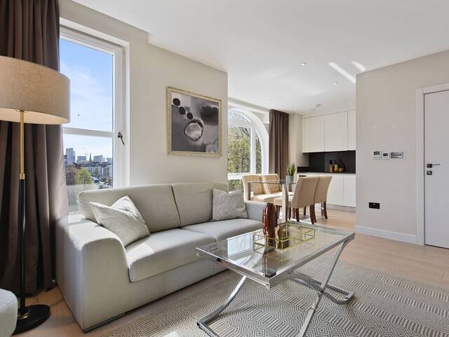 Vauxhall Bridge Road 3 Bedroom Apartment In London gallery image 4