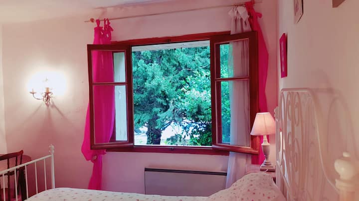 غرفة النوم 1