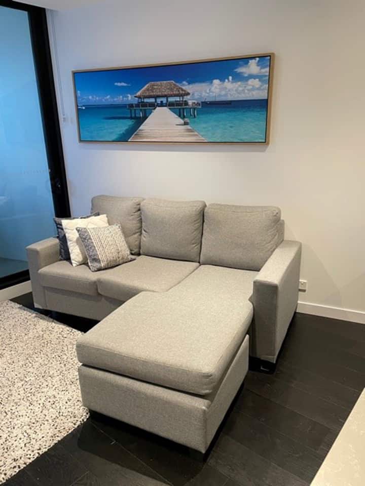 Luxury Escape: 1 Bed, 1 Study, Apartment W/ Pool - Brisbane