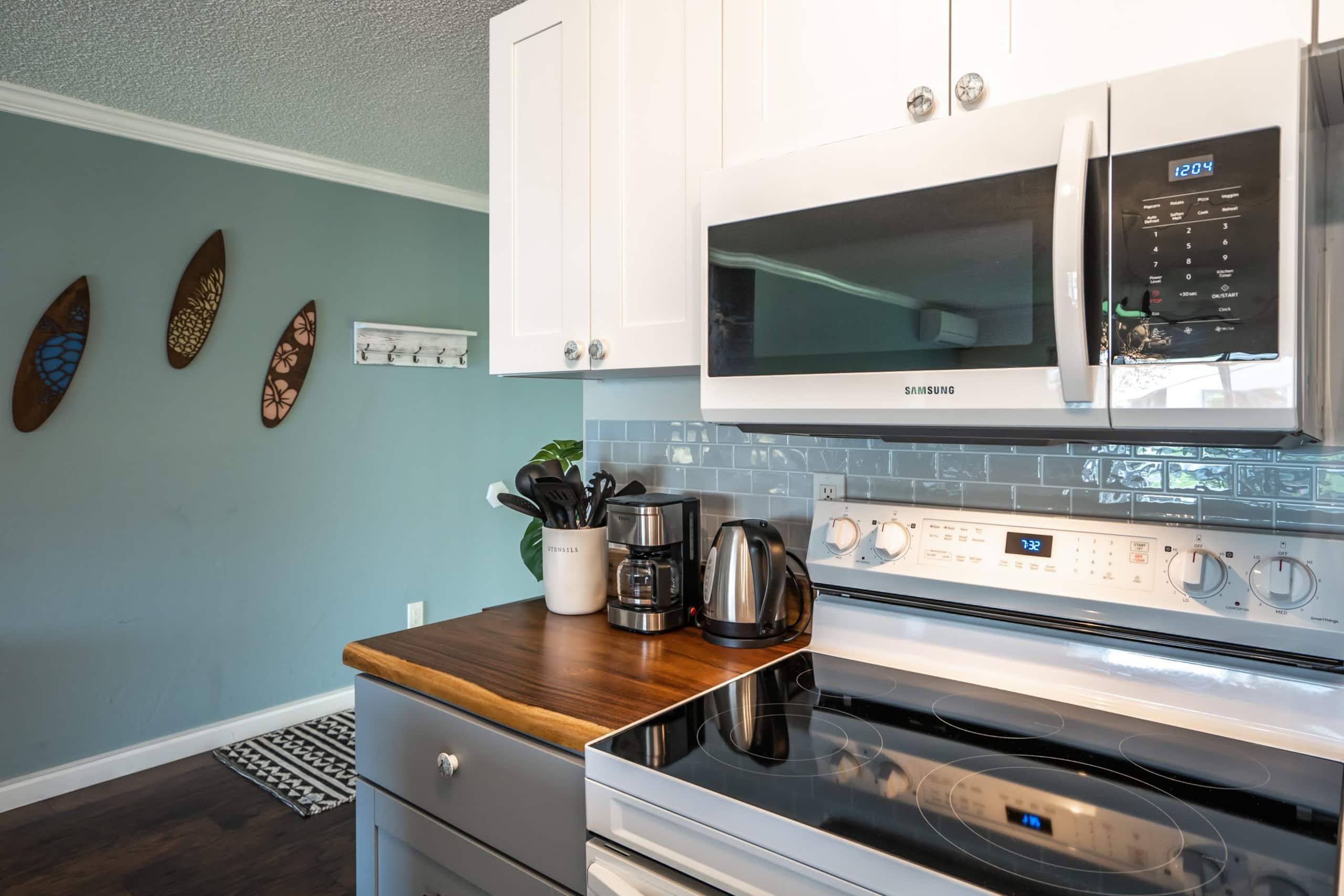 Condo in Kihei · ★4.8 · 1 bedroom · 2 beds · 1 private bath - Image 14