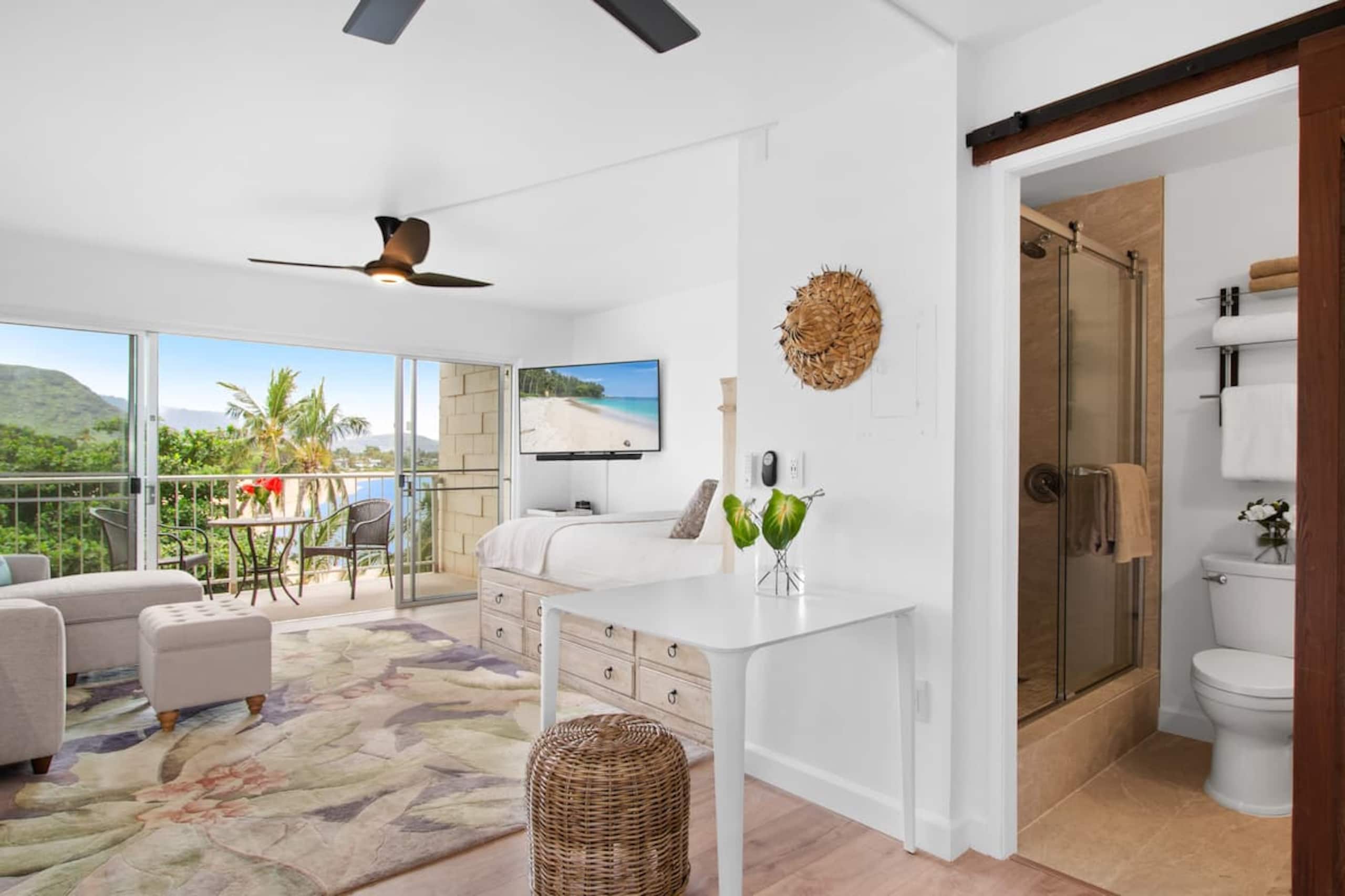 Condo in Waianae · ★4.77 · Studio · 1 bed · 1 private bath - Photo 7