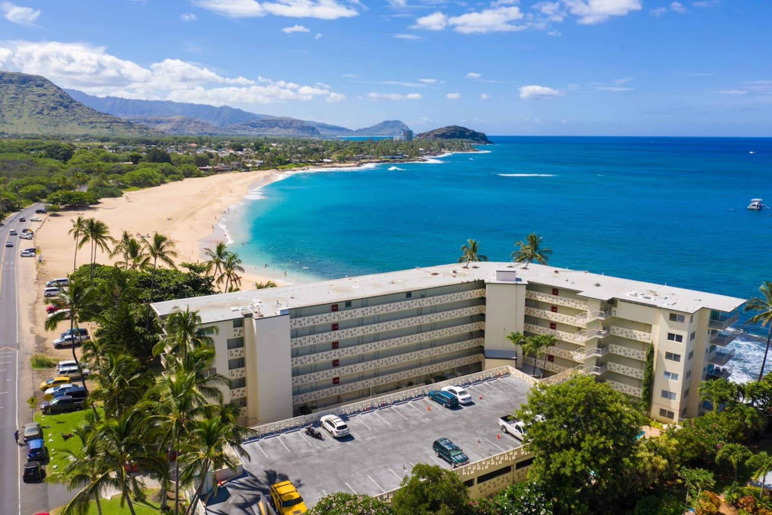 Condo in Waianae · ★4.77 · Studio · 1 bed · 1 private bath - Photo 14
