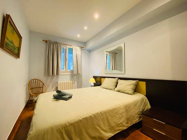 Casa Naranja, Large Old town apartment gallery image 3