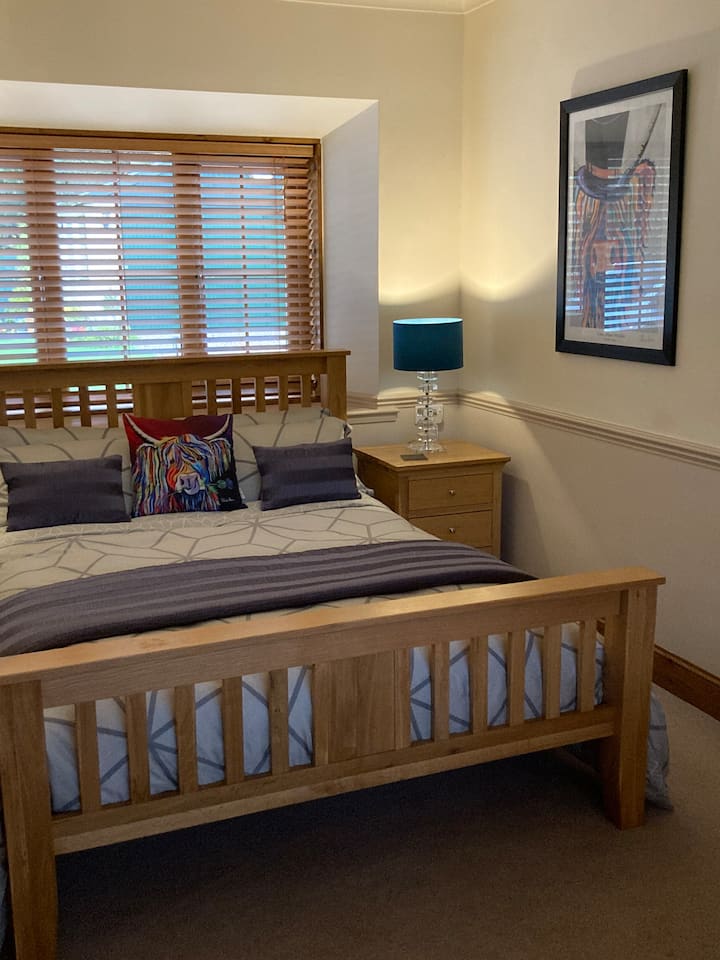 Cheerful 2bed cottage free parking nr St Andrews Houses for Rent in