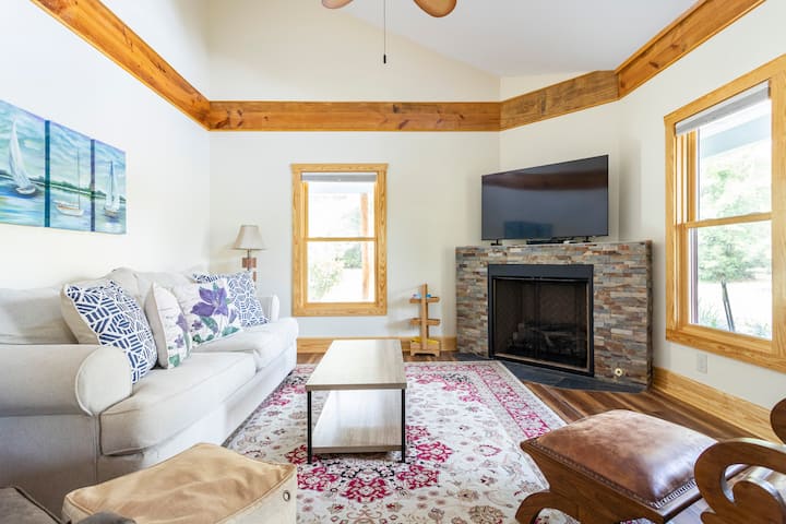 Quiet Cottage | Waterfront | Fire Pit - Johns Island, SC