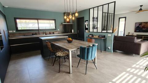Beautiful villa between Bordeaux and Arcachon
