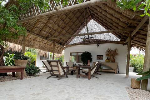 Seafront Beach House- Punta Bolivar Coveñas
