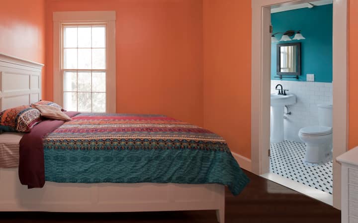 Потоа спална соба