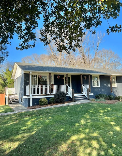 Talladega Nights — Race to nearby Nascar/ZMax/CLT!