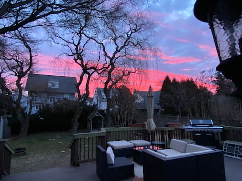 Cozy, convenient home on a quiet street