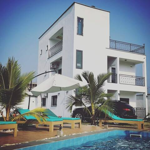 Magnifique villa avec Piscine