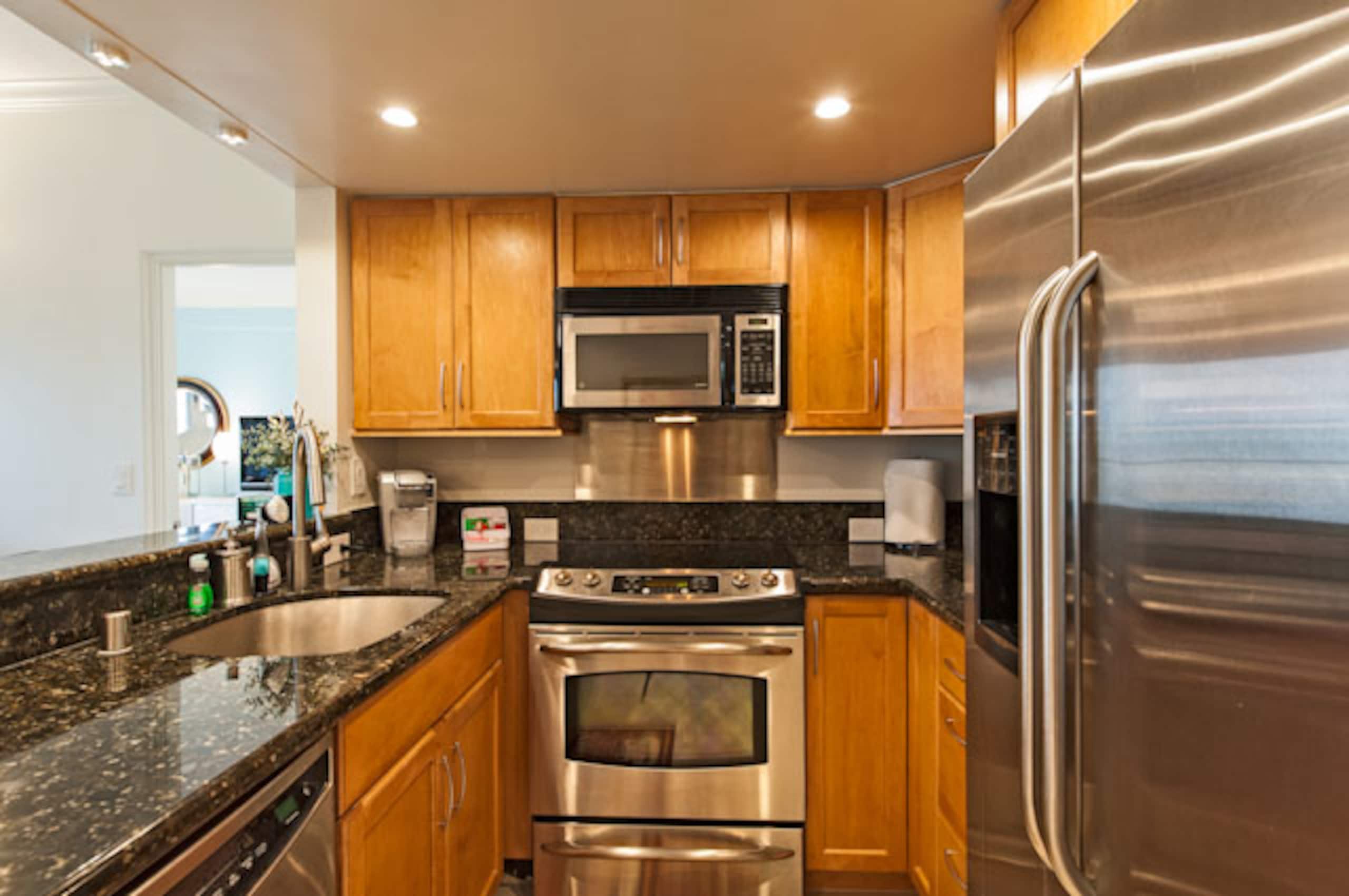 Condo in Honolulu · ★4.91 · 1 bedroom · 1 bed · 1 bath - Image 1