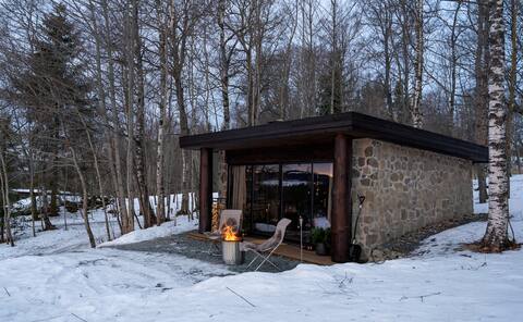 Steinhyttene på Kastad Gård - Skogen