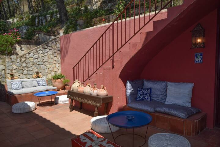 Agradable Villa con piscina y vistas al mar gallery image 4