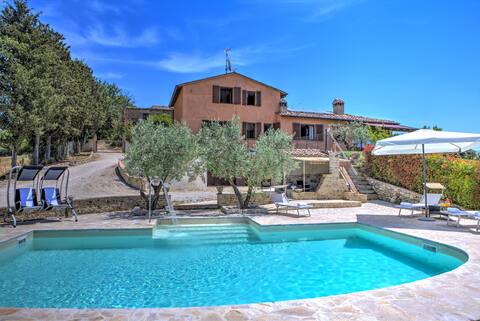 Villa San Lorenzo | Private Pool, AC & Jacuzzi