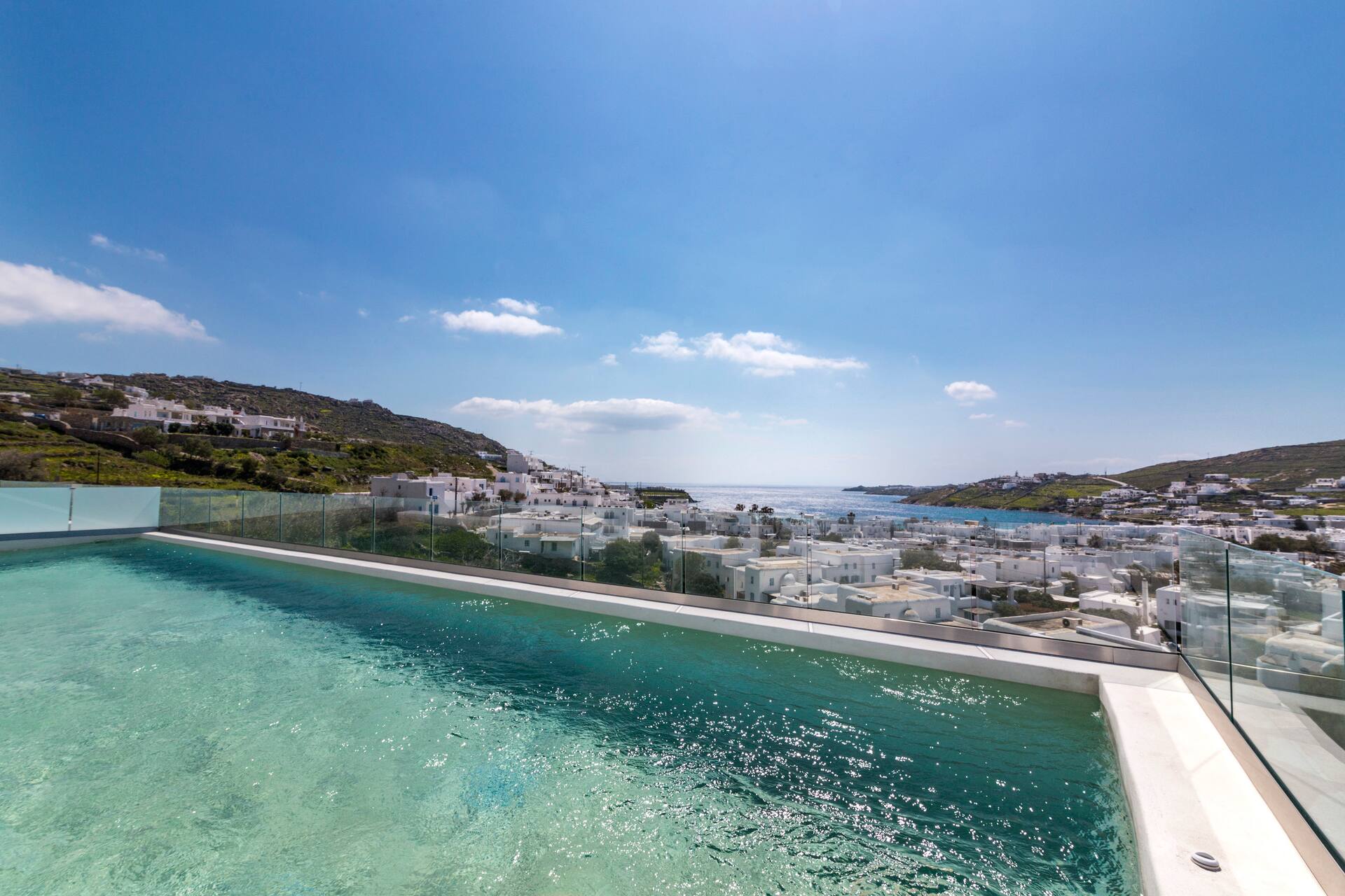 Rooftop Private Pool & Sea View Near Beach & Town