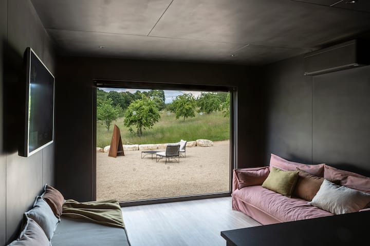 Architectural Gem On An Acclaimed Cotswold Farm /1 - Grande-Bretagne