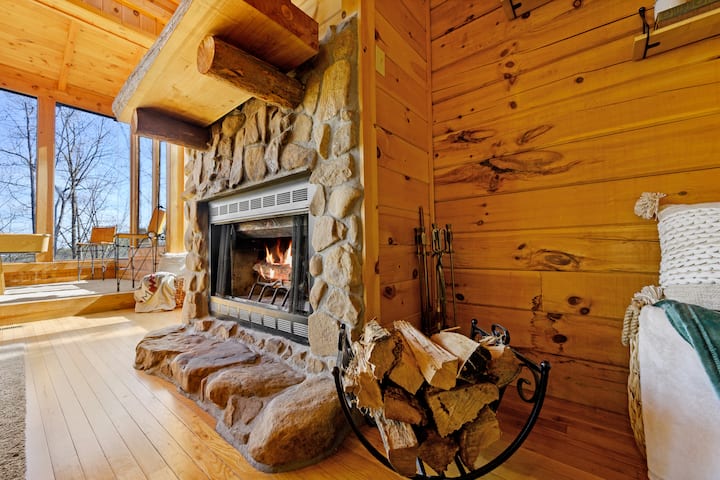 Wood burning fireplace avail October-March. Firewood available to purchase locally.