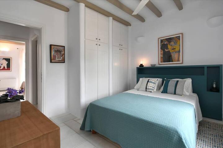 Villa Orasea with private infinity pool gallery image 5