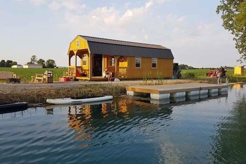 Top performing Airbnb: Charming Little Cabin on the Creek in Chatham Kent