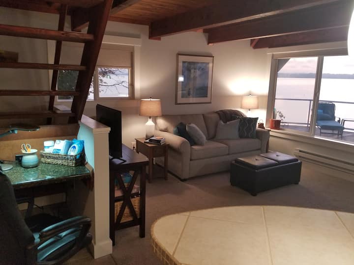 Five Peaks Cottage Beach Hottub Kayaks Treehouse - Joemma Beach State Park, Longbranch