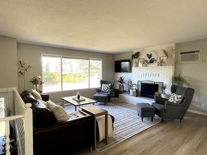 Salle de séjour confortable