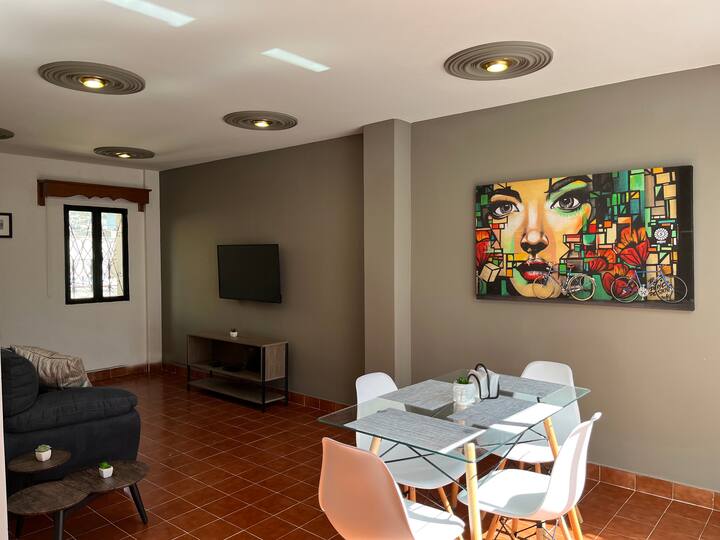 HOUSE IN THE HEART OF ZACATECAS NEAR QUINTA REAL Houses for Rent in