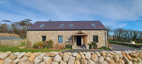 Beautiful Mourne Stone Barn.