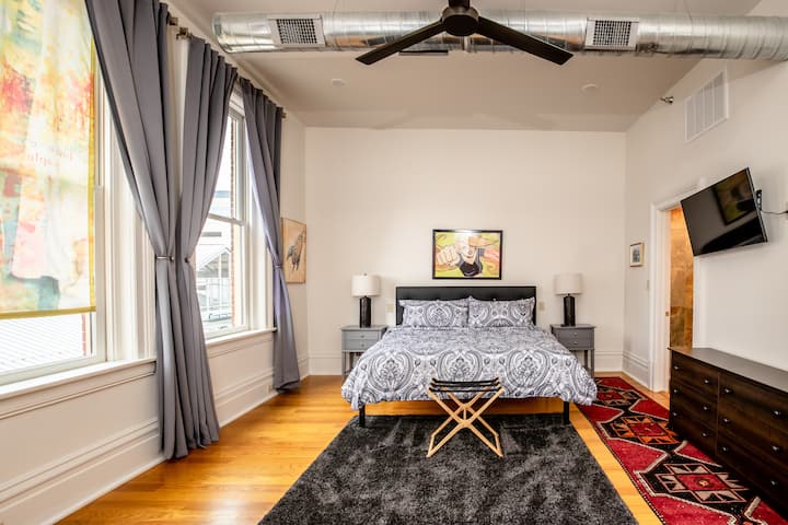 غرفة النوم الرئيسية