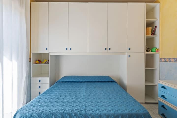 dhomë gjumi e dytë me ajër të kondicionuar 