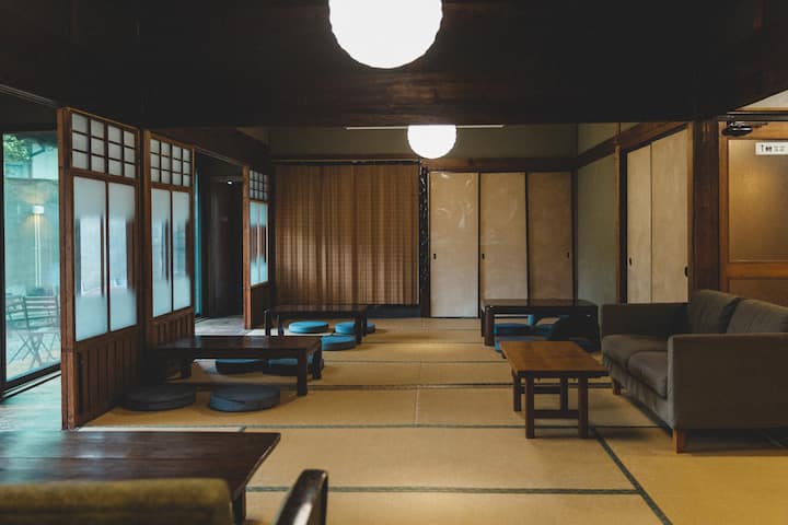 Twin Bed Room｜near Ghibli Park - Toyota