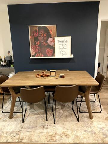 Lovely 2 bedroom 2 bath condo near SOFi! gallery image 2